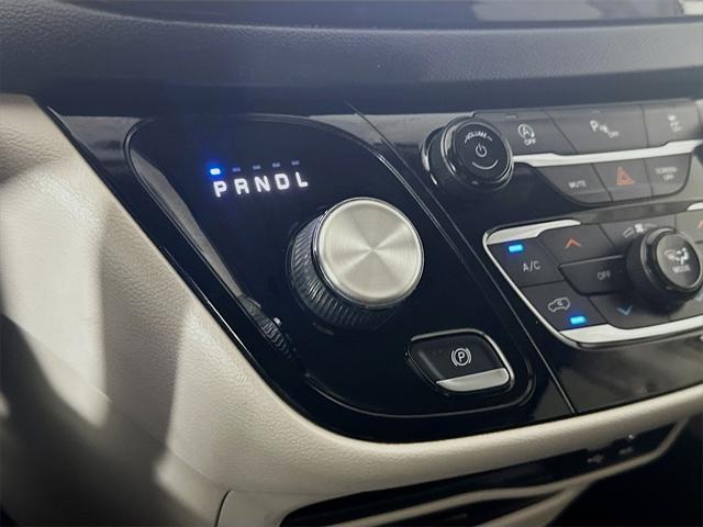 used 2020 Chrysler Pacifica car, priced at $16,985