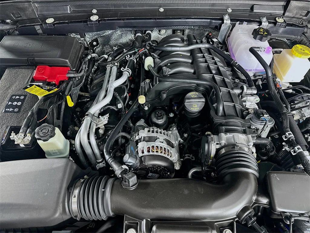 new 2025 Jeep Gladiator car, priced at $45,924