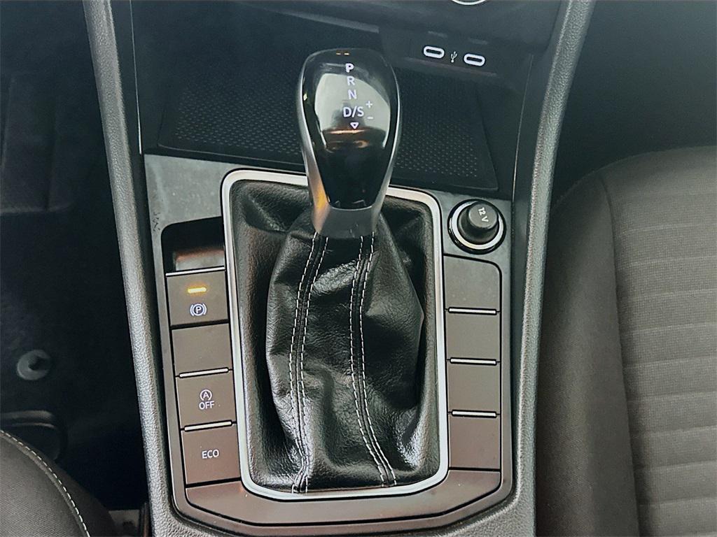 used 2024 Volkswagen Jetta car, priced at $19,735