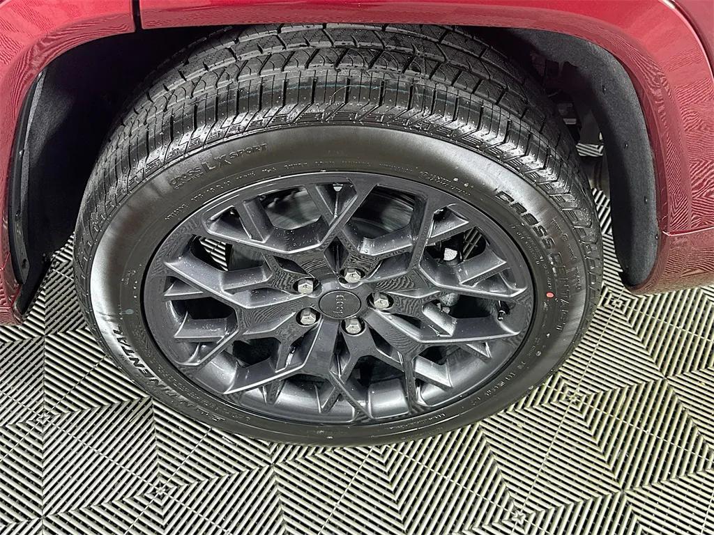 new 2025 Jeep Grand Cherokee L car, priced at $59,409