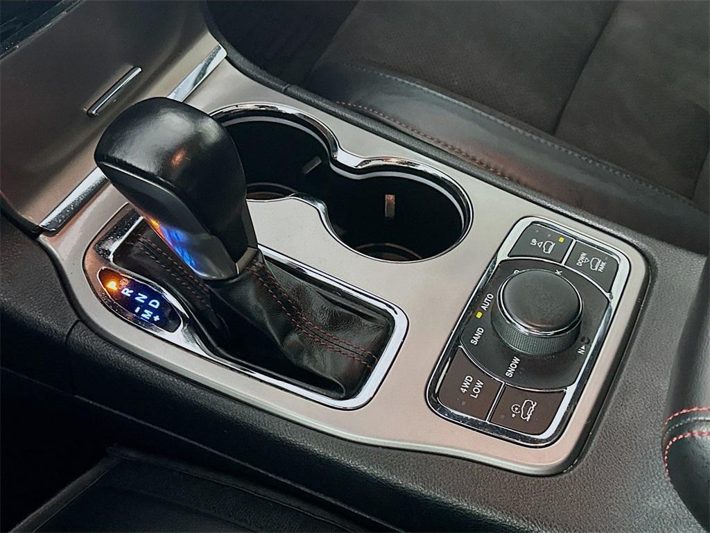 used 2020 Jeep Grand Cherokee car, priced at $21,535