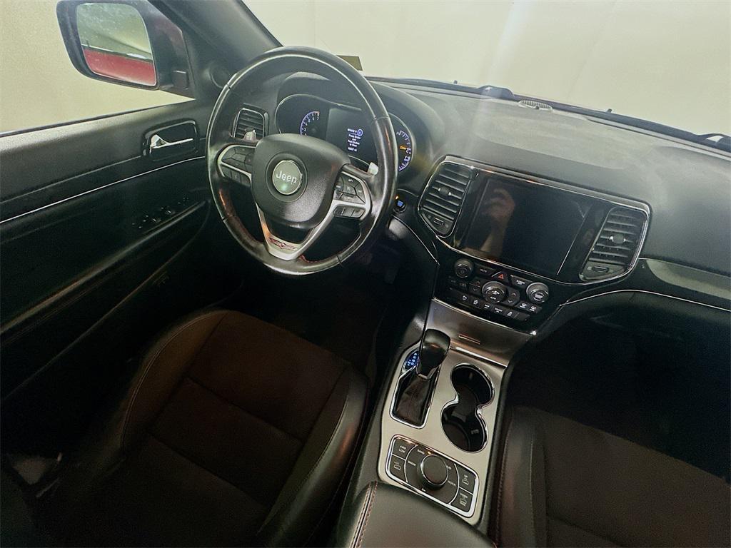 used 2020 Jeep Grand Cherokee car, priced at $21,535