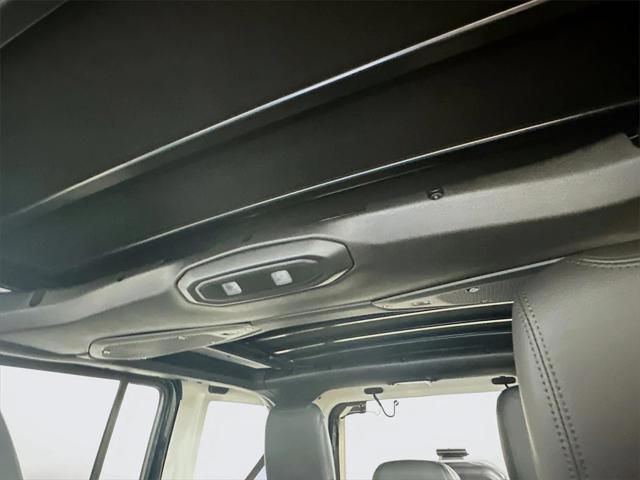 new 2025 Jeep Wrangler car, priced at $55,045