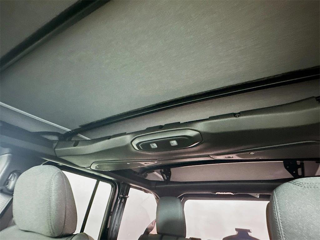 new 2026 Jeep Wrangler car, priced at $41,004