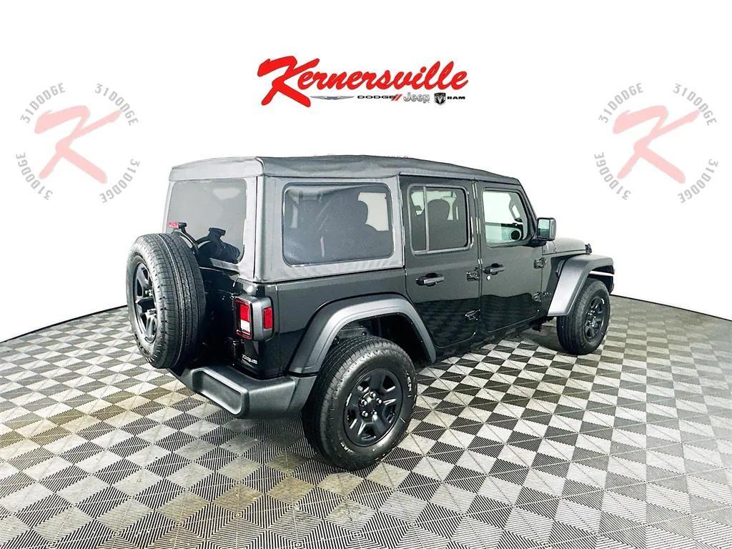 new 2026 Jeep Wrangler car, priced at $41,004