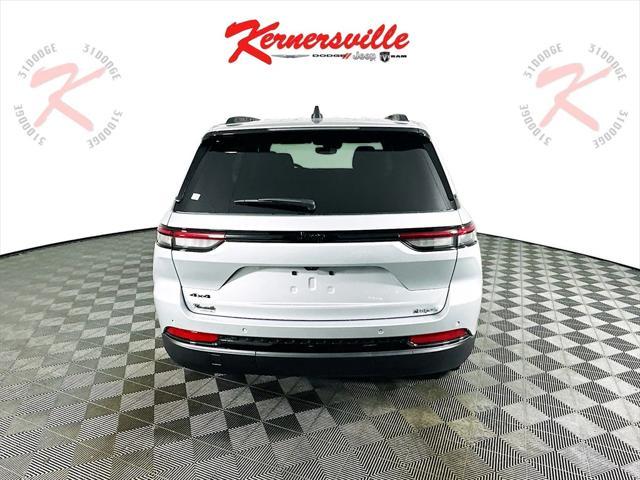 new 2024 Jeep Grand Cherokee car, priced at $39,150