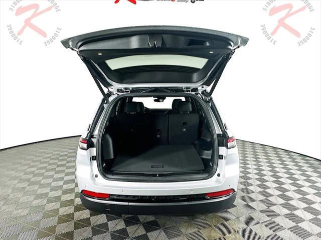 new 2024 Jeep Grand Cherokee car, priced at $39,150
