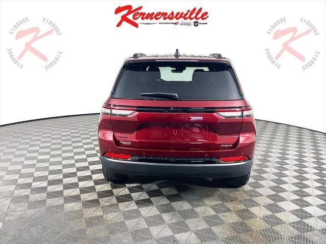 new 2025 Jeep Grand Cherokee car, priced at $42,138