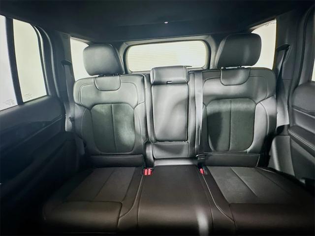 new 2025 Jeep Grand Cherokee car, priced at $42,138
