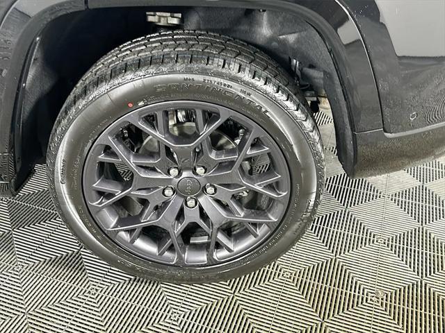 new 2025 Jeep Grand Cherokee car, priced at $63,675
