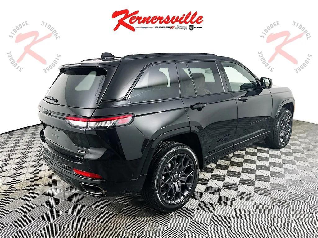 new 2025 Jeep Grand Cherokee car, priced at $57,708