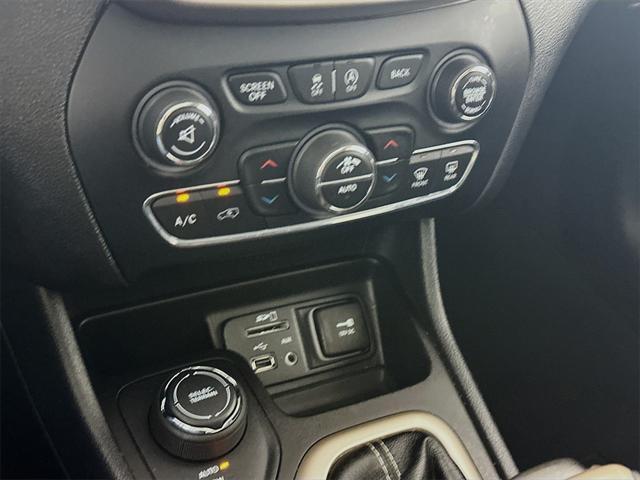 used 2018 Jeep Cherokee car, priced at $16,285