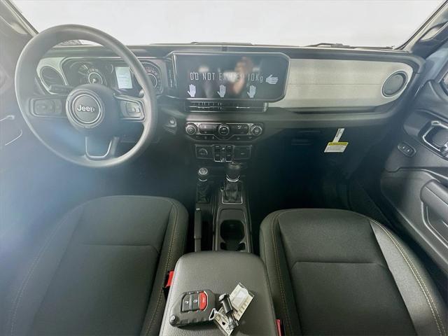new 2025 Jeep Gladiator car, priced at $38,764