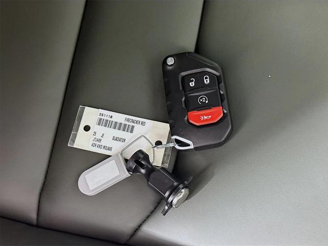 new 2025 Jeep Gladiator car, priced at $53,276