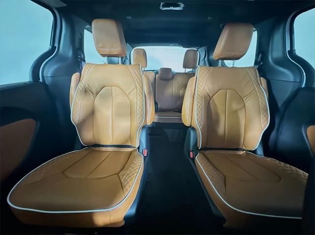 new 2025 Chrysler Pacifica car, priced at $61,480