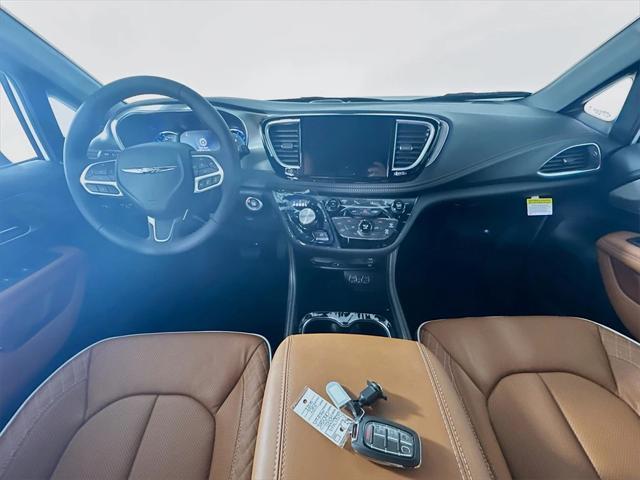new 2025 Chrysler Pacifica car, priced at $52,996