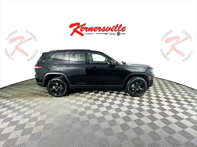 new 2024 Jeep Grand Cherokee car, priced at $38,750