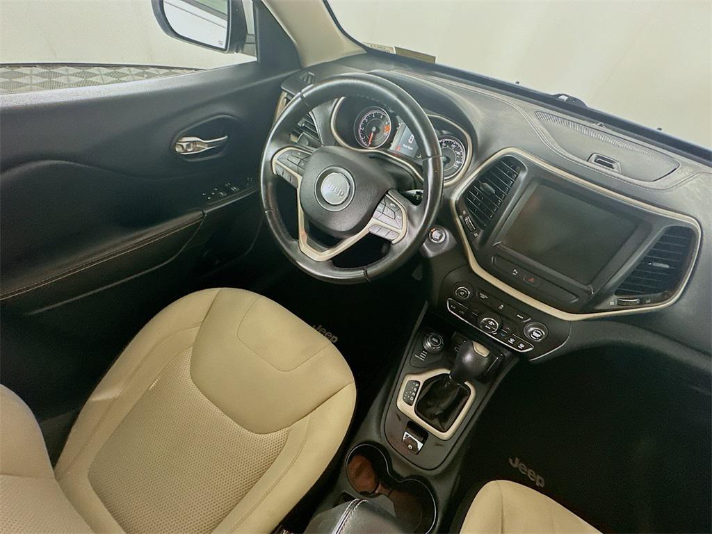 used 2016 Jeep Cherokee car, priced at $12,885