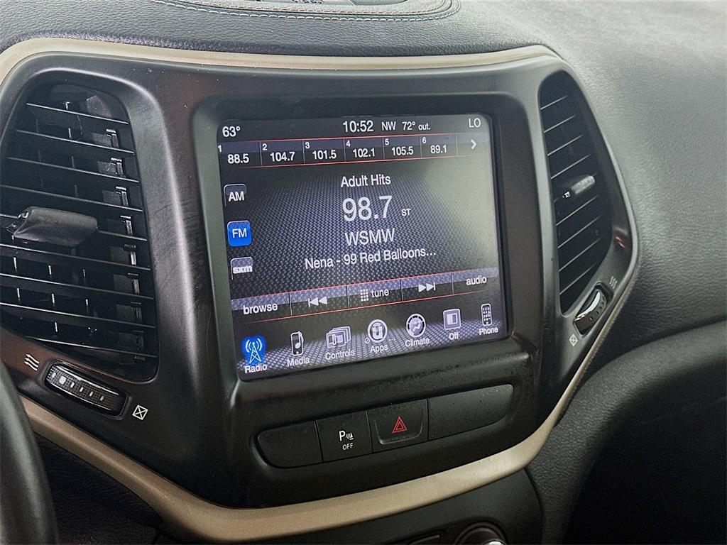 used 2016 Jeep Cherokee car, priced at $12,885