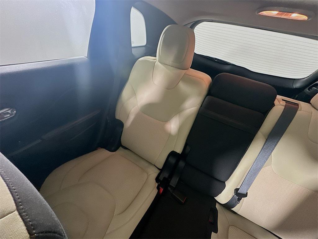 used 2016 Jeep Cherokee car, priced at $12,885