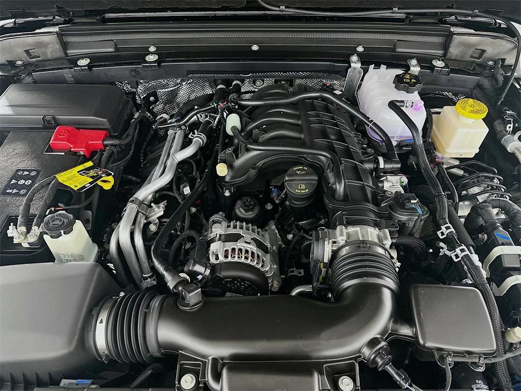 new 2025 Jeep Gladiator car, priced at $45,924