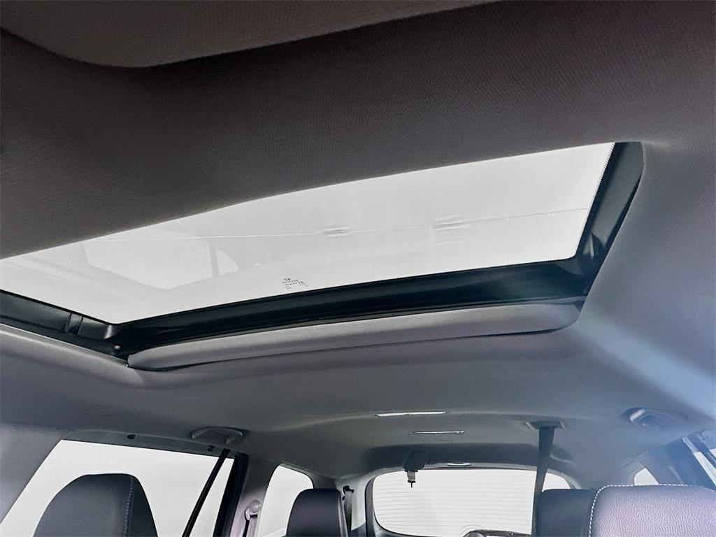 used 2021 Honda Pilot car, priced at $19,685