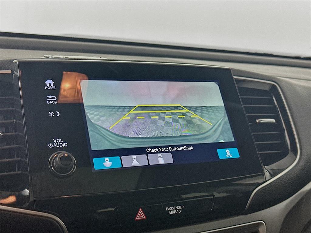 used 2021 Honda Pilot car, priced at $19,685