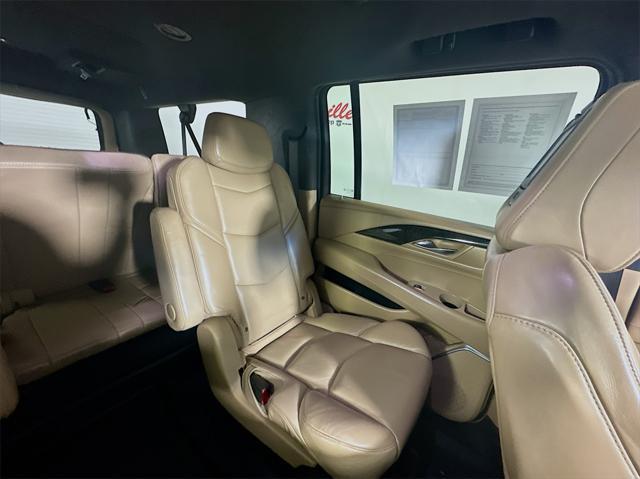 used 2019 Cadillac Escalade ESV car, priced at $39,885