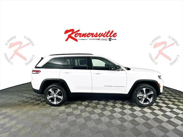 new 2025 Jeep Grand Cherokee car, priced at $45,452