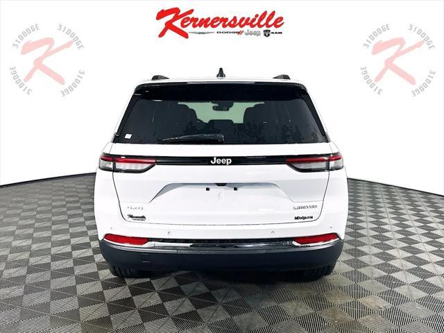 new 2025 Jeep Grand Cherokee car, priced at $45,452