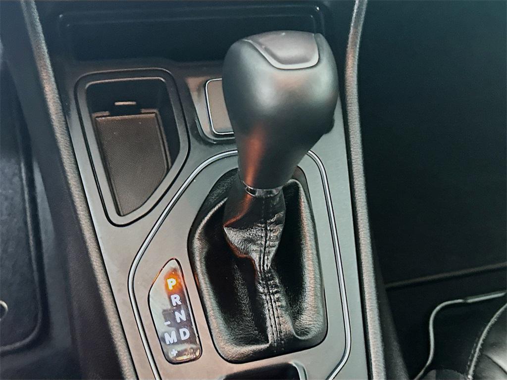 used 2019 Jeep Cherokee car, priced at $19,385