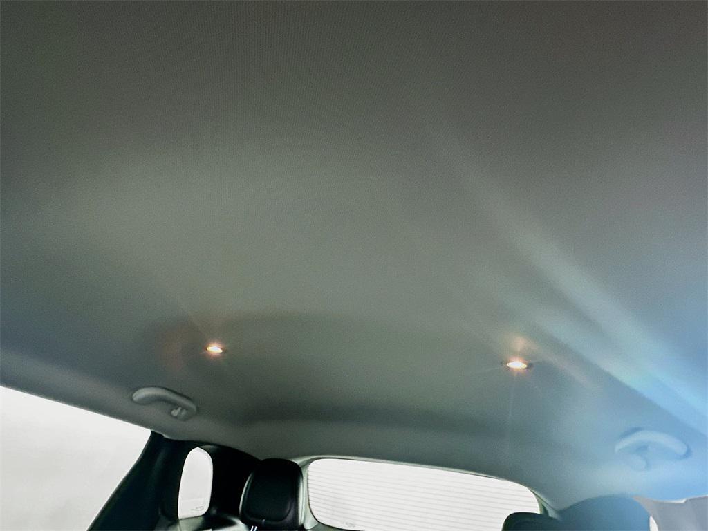 used 2019 Jeep Cherokee car, priced at $19,385