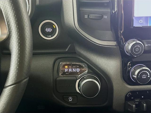 new 2025 Ram 1500 car, priced at $43,165
