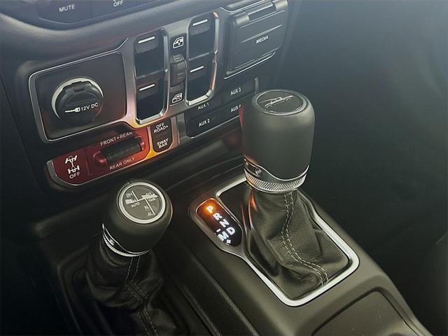 new 2025 Jeep Gladiator car, priced at $53,439