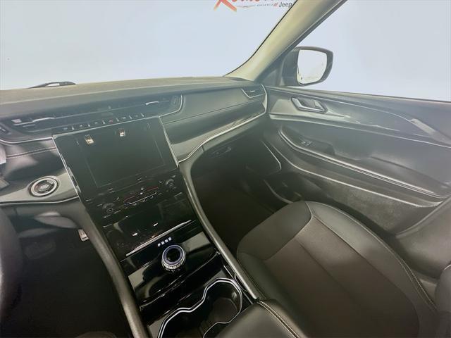 used 2022 Jeep Grand Cherokee car, priced at $26,585