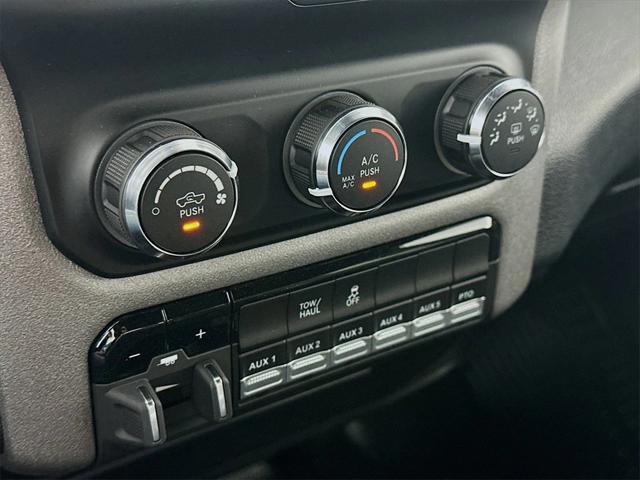 new 2024 Ram 3500 car, priced at $52,142