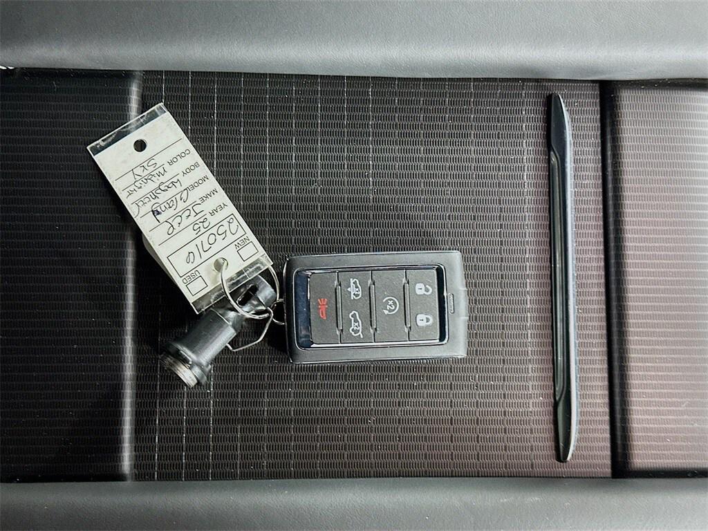 new 2025 Jeep Grand Wagoneer L car, priced at $99,285