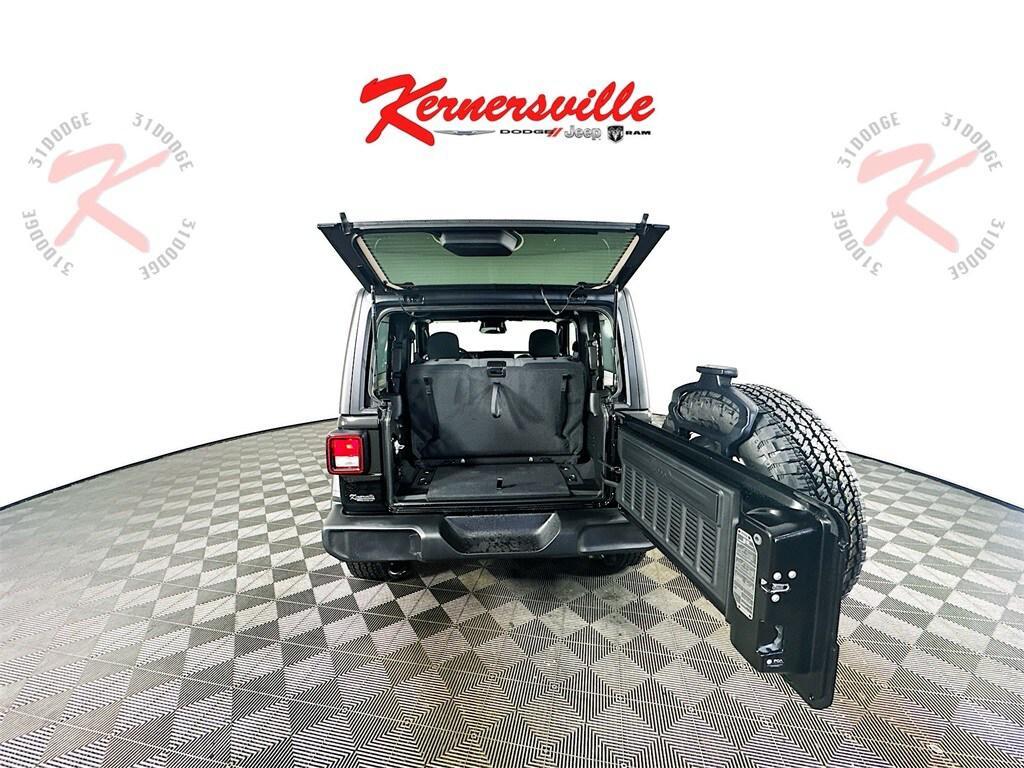 new 2026 Jeep Wrangler car, priced at $45,615