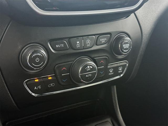 used 2019 Jeep Cherokee car, priced at $18,485