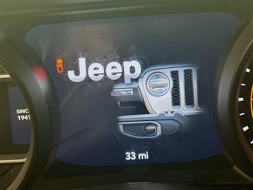 new 2026 Jeep Gladiator car, priced at $52,563