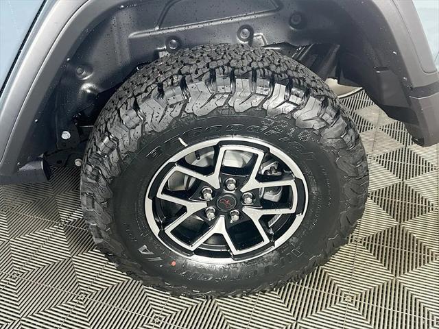 new 2025 Jeep Wrangler car, priced at $55,037