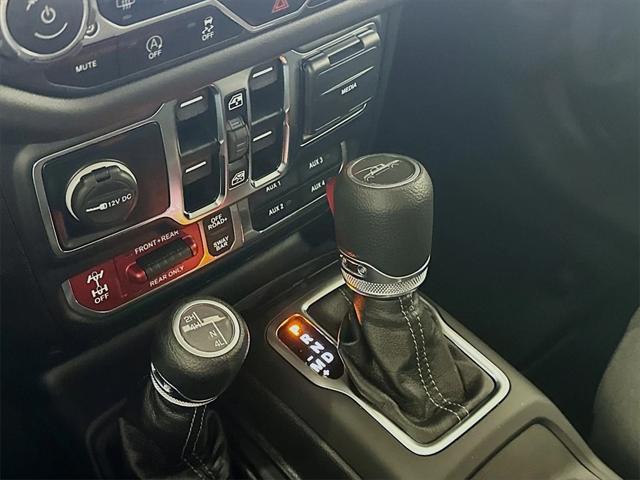 new 2025 Jeep Gladiator car, priced at $48,040