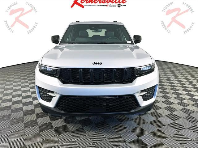 new 2024 Jeep Grand Cherokee car, priced at $41,933