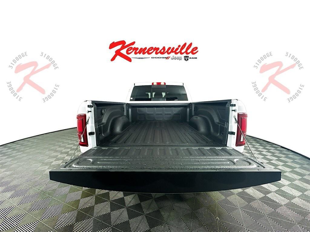 new 2025 Ram 3500 car, priced at $78,673