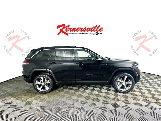 new 2025 Jeep Grand Cherokee car, priced at $44,171