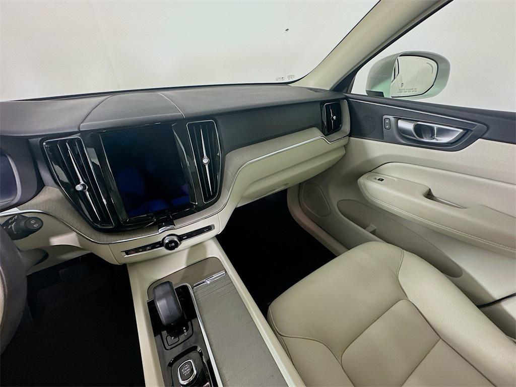 used 2023 Volvo XC60 car, priced at $27,335