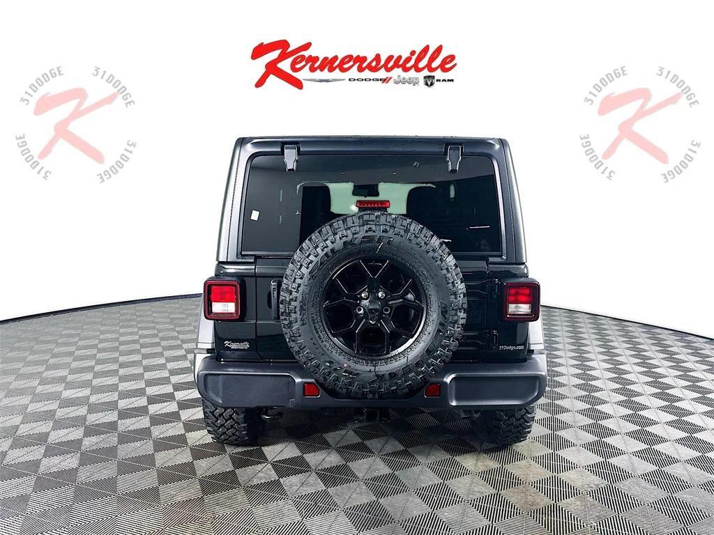 new 2025 Jeep Wrangler car, priced at $42,225