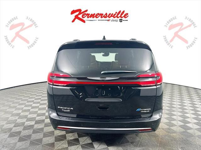 new 2025 Chrysler Pacifica car, priced at $52,996