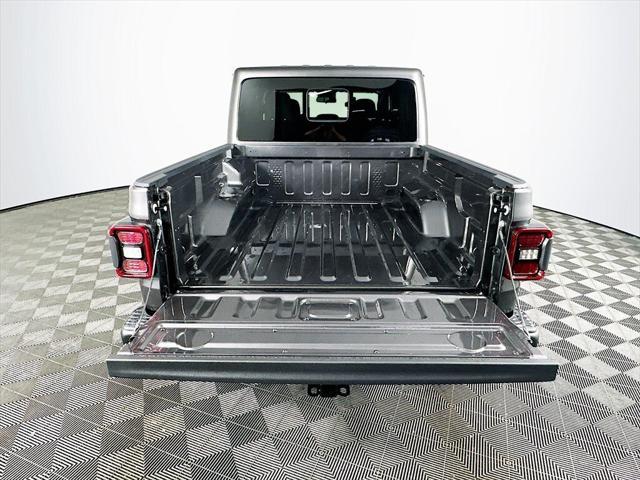new 2025 Jeep Gladiator car, priced at $48,510