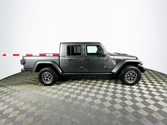 new 2025 Jeep Gladiator car, priced at $48,510